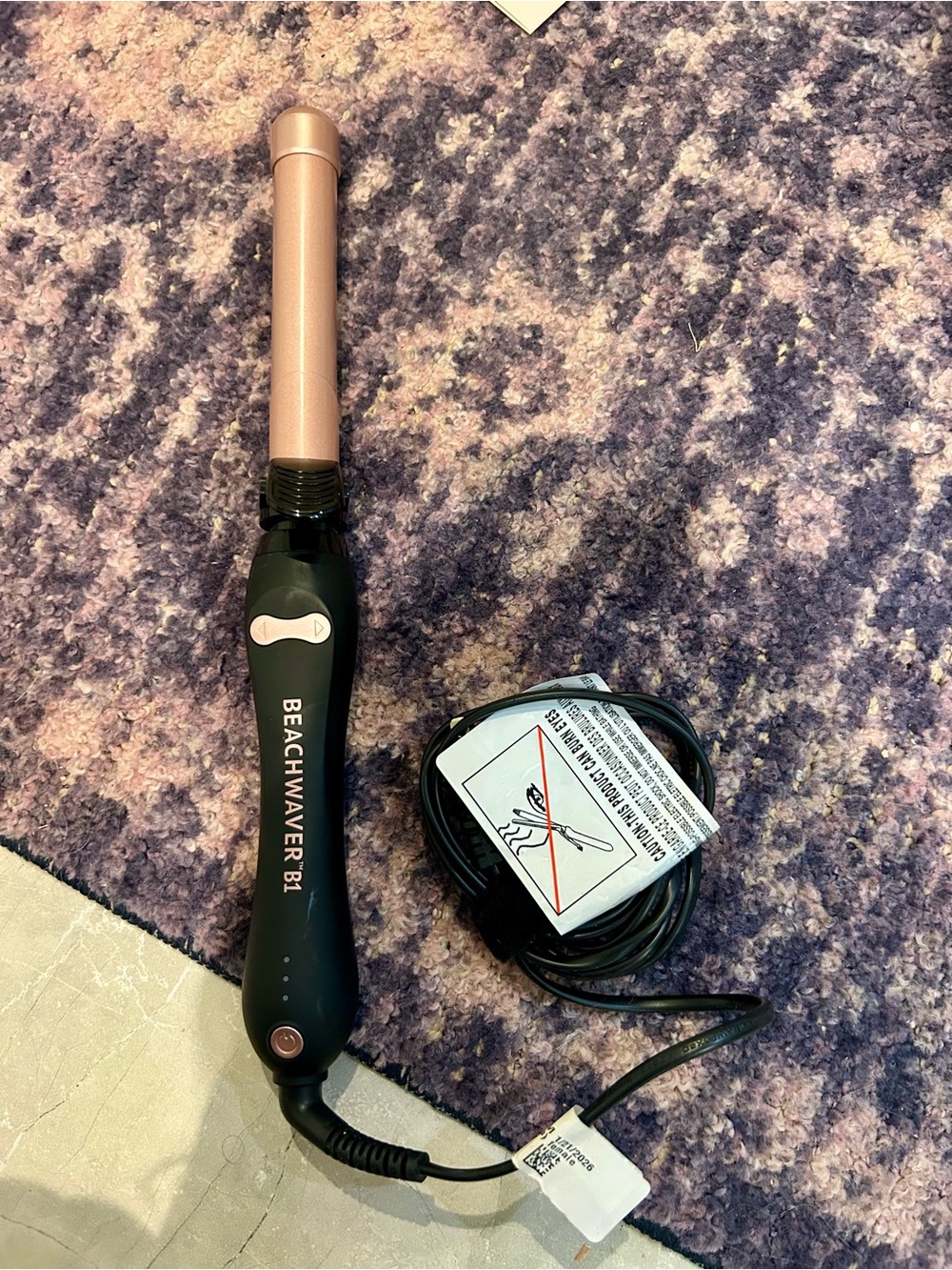Beachwaver rotating curling iron